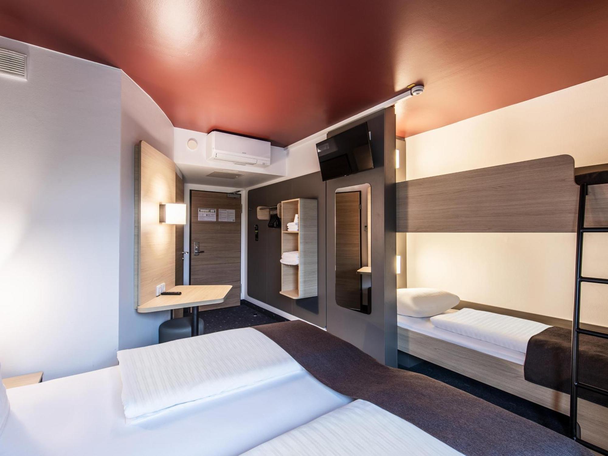 B&B Hotel Muenchen-Messe Ашхайм Экстерьер фото