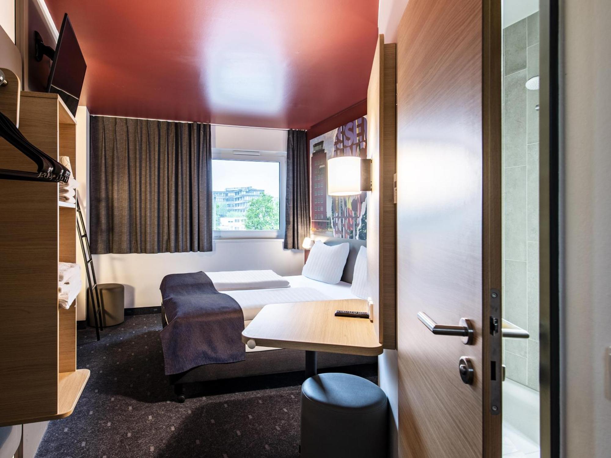 B&B Hotel Muenchen-Messe Ашхайм Экстерьер фото