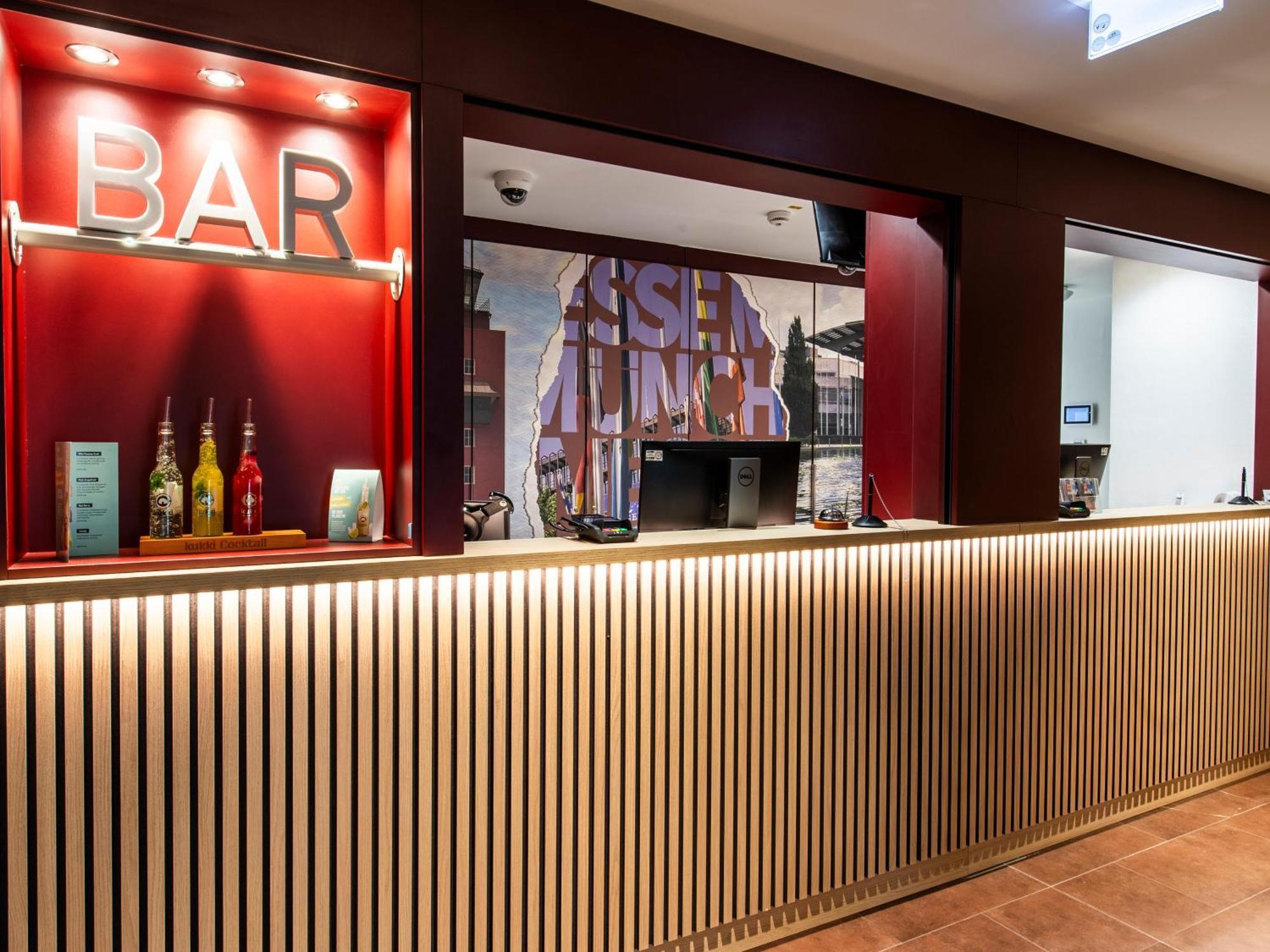 B&B Hotel Muenchen-Messe Ашхайм Экстерьер фото