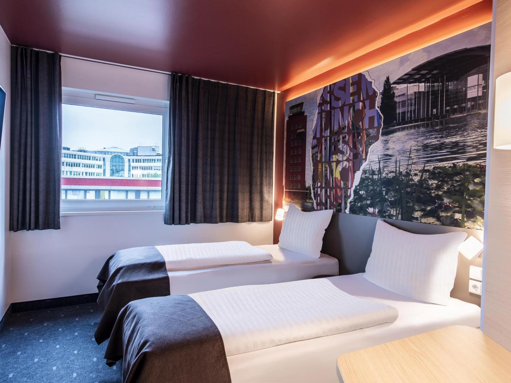 B&B Hotel Muenchen-Messe Ашхайм Экстерьер фото